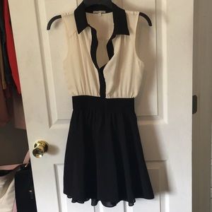 Button down midi dress 💕